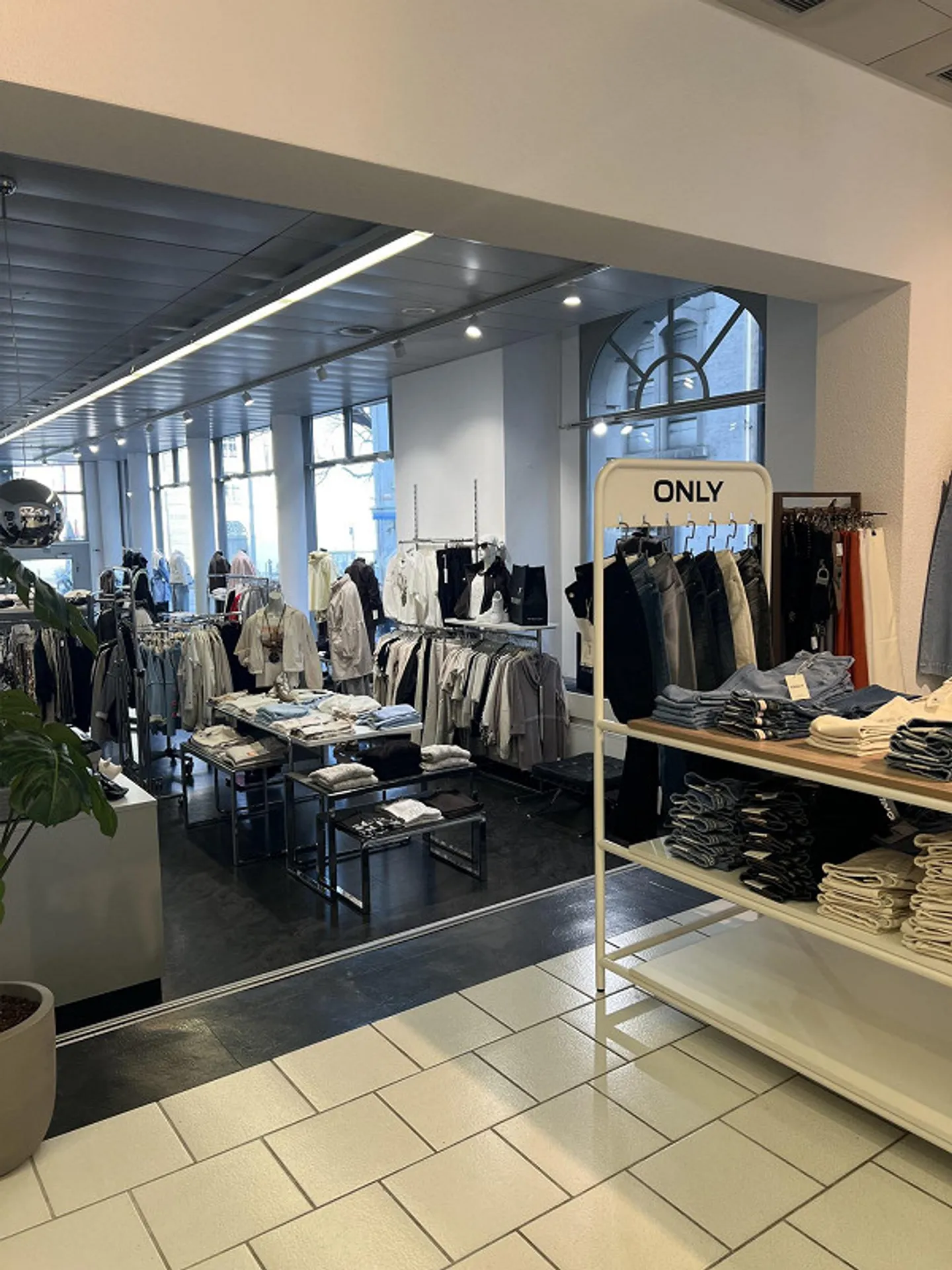 Spazio commerciale a Rorschach - Foto 2 di 4