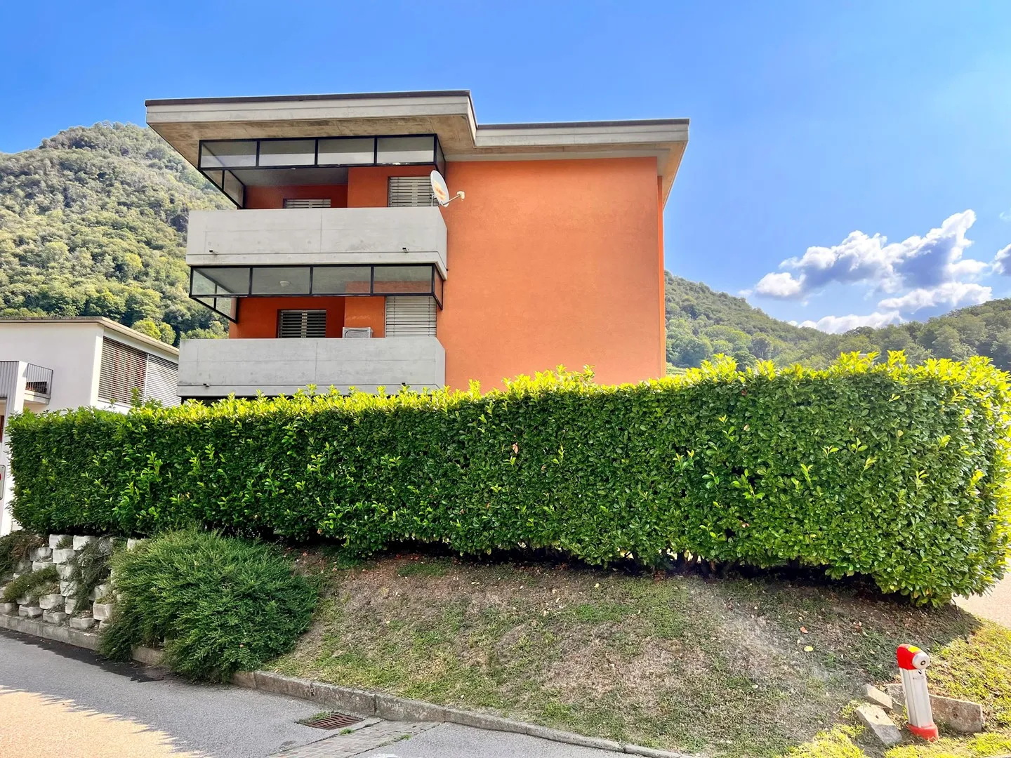 Charmante Maison Multi-Familiale - Photo 2 sur 9