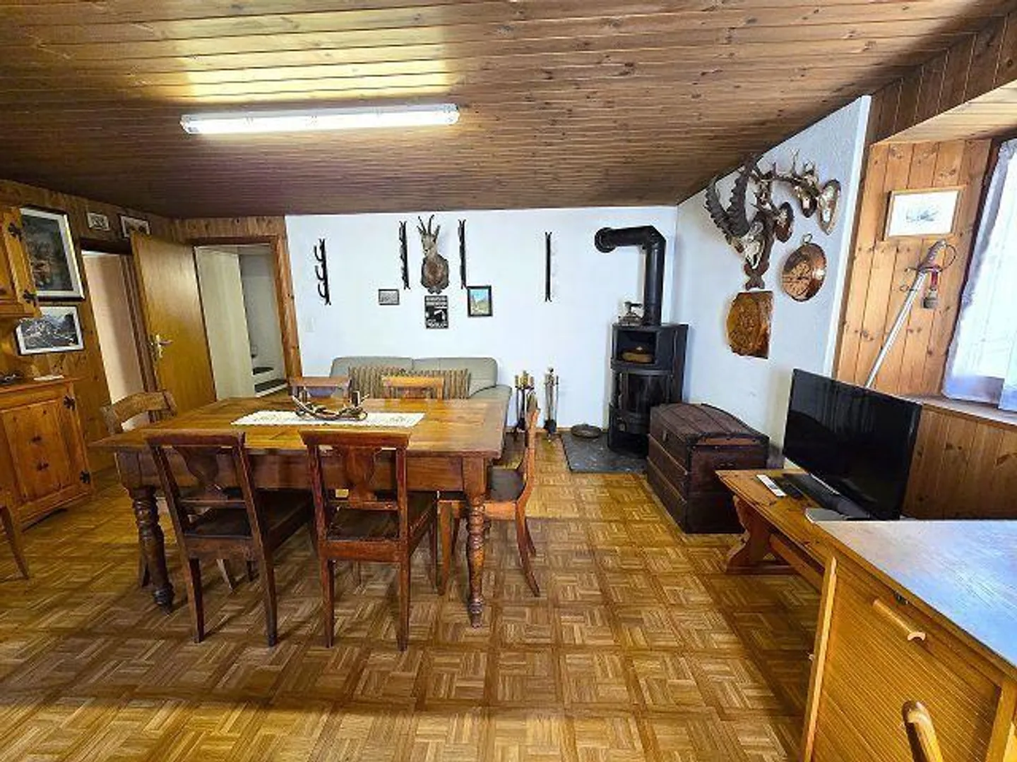 Maison de village de 6 pièces avec parking - Photo 4 sur 32