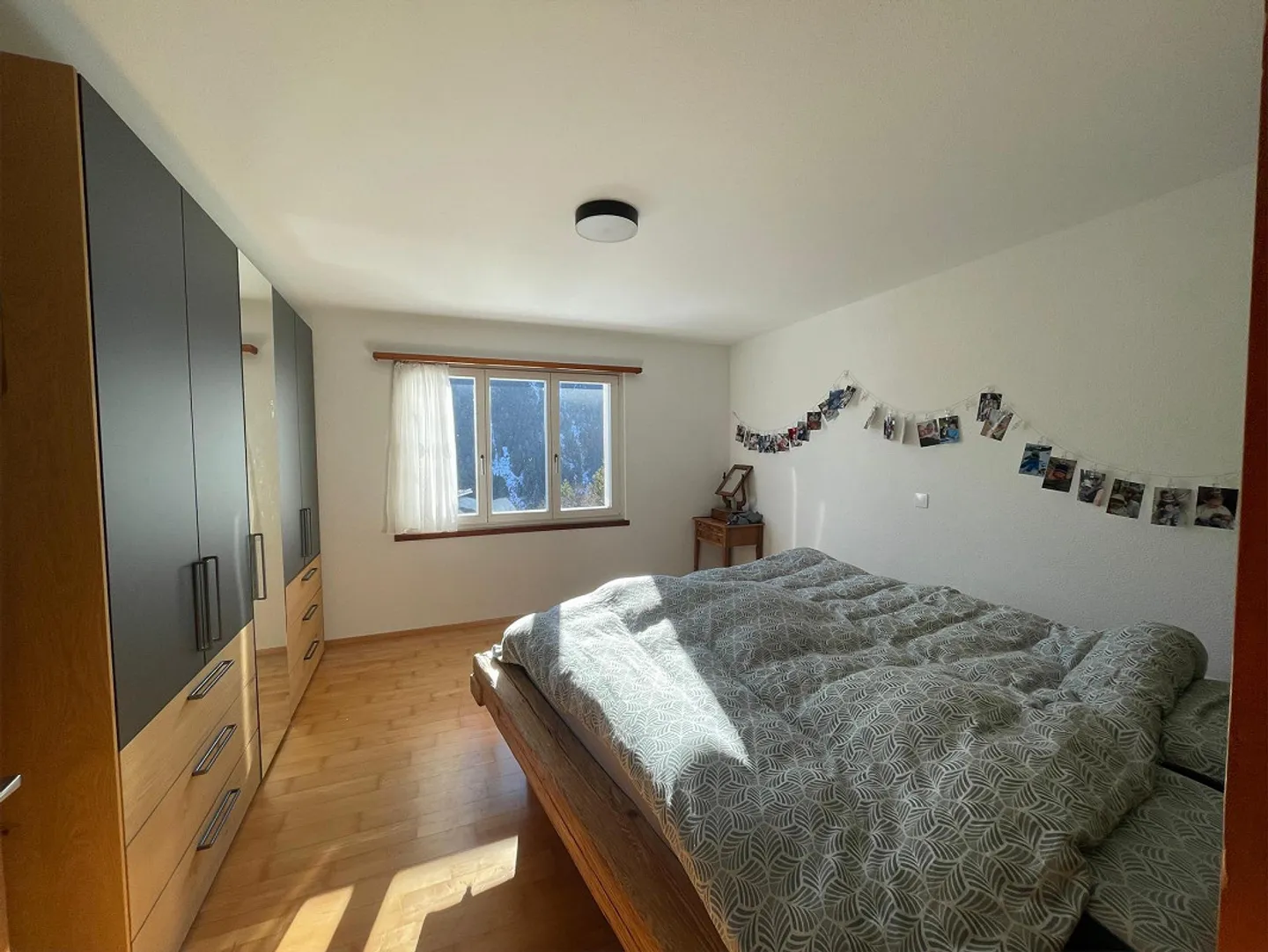 Bright 4.5-room apartment with garage, parking space, workshop, and sauna - Photo 5 of 8