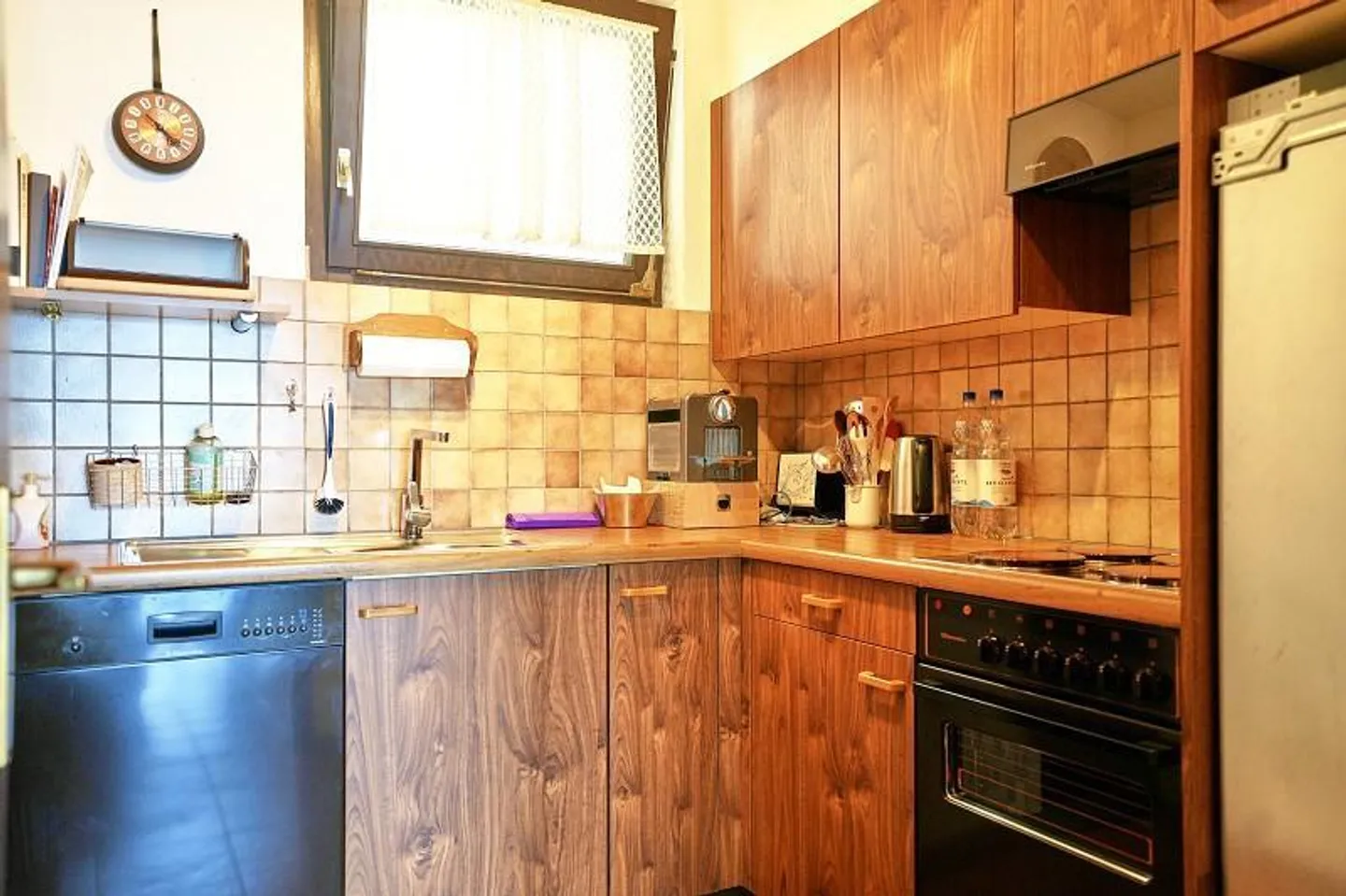 2 1/2-Room Garden Apartment with Lake View - Photo 9 of 13