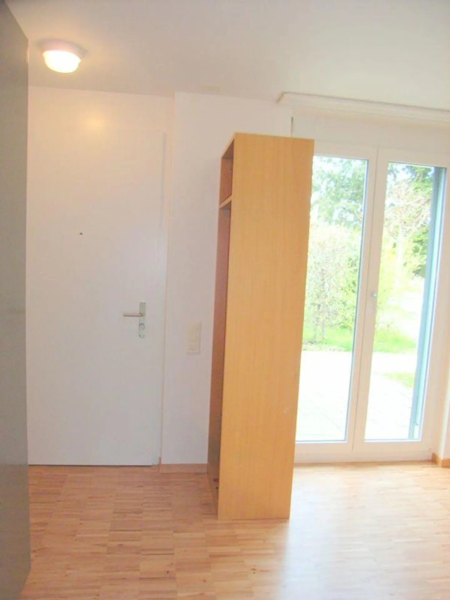 Appartamento 1,5 locali in un quartiere tranquillo - Foto 4 di 9