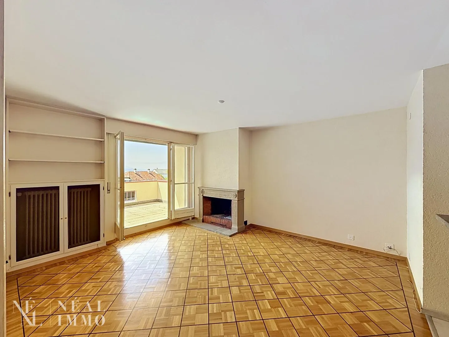 Appartement Charmant avec Vue sur le Lac - Photo 3 sur 13