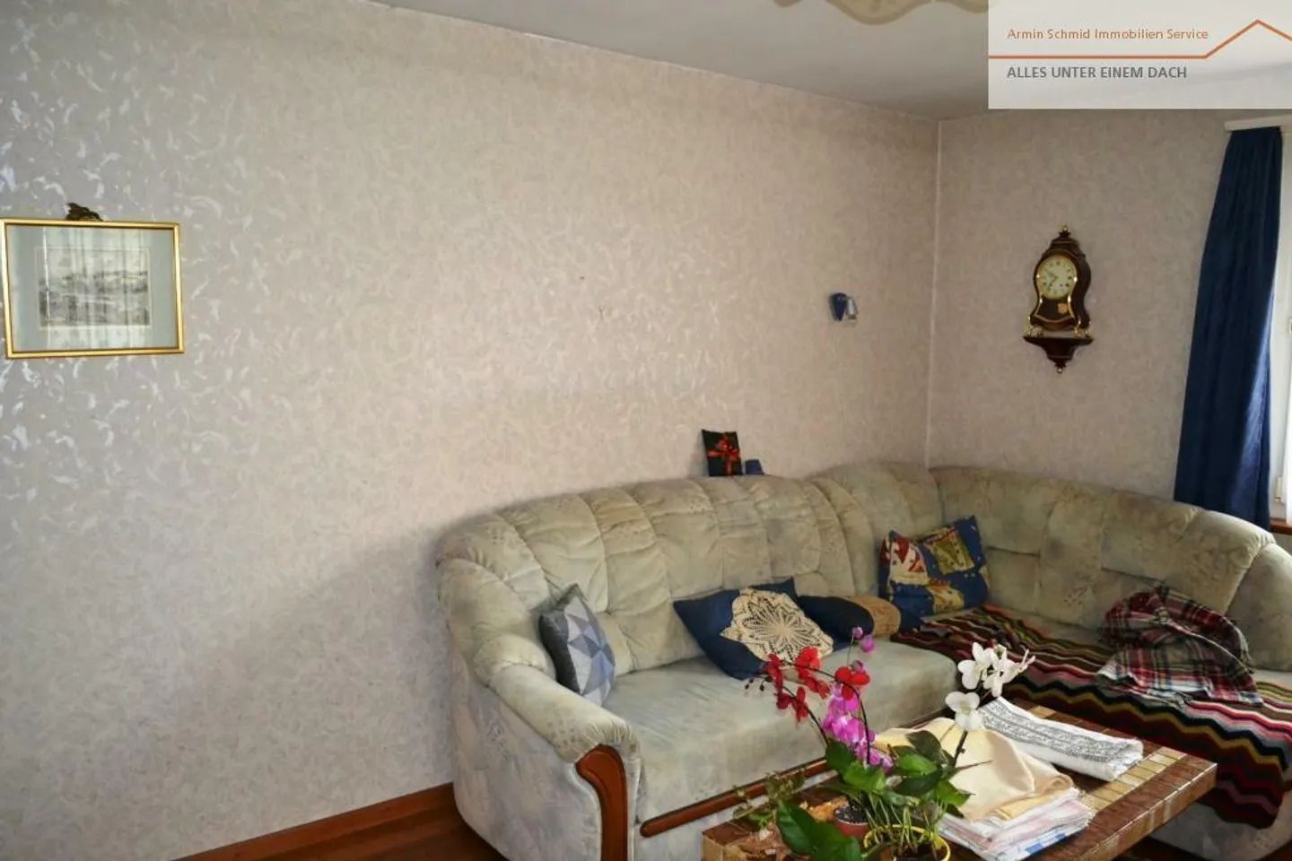 Row house for sale - Photo 11 of 19
