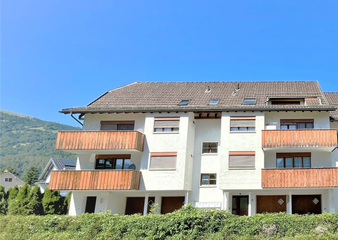 Ampio Appartamento Moderno 3.5 Stanze con Bella Vista - Foto 1 di 12