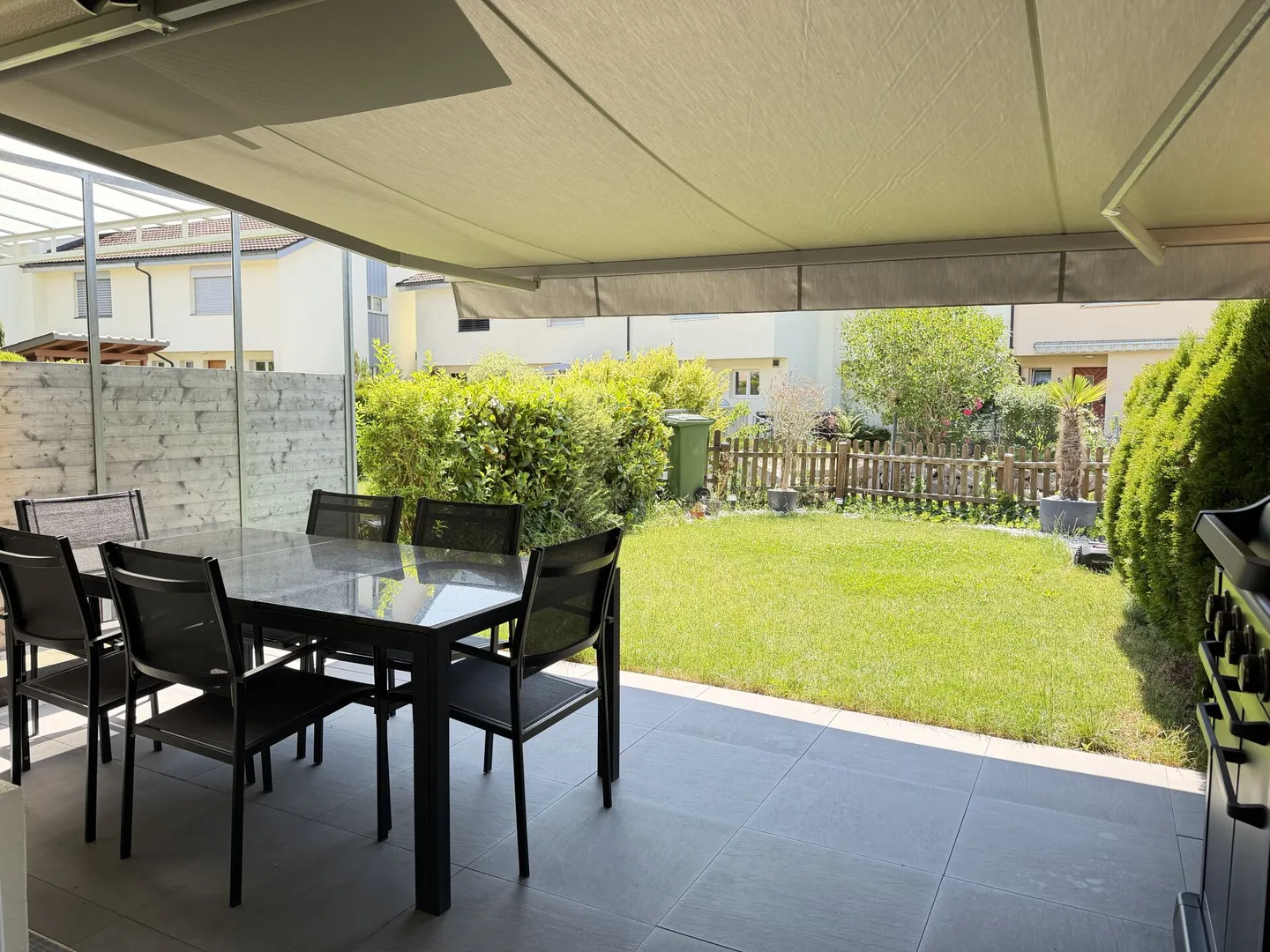 Moderner Familientraum mit Garten - Foto 6 von 14