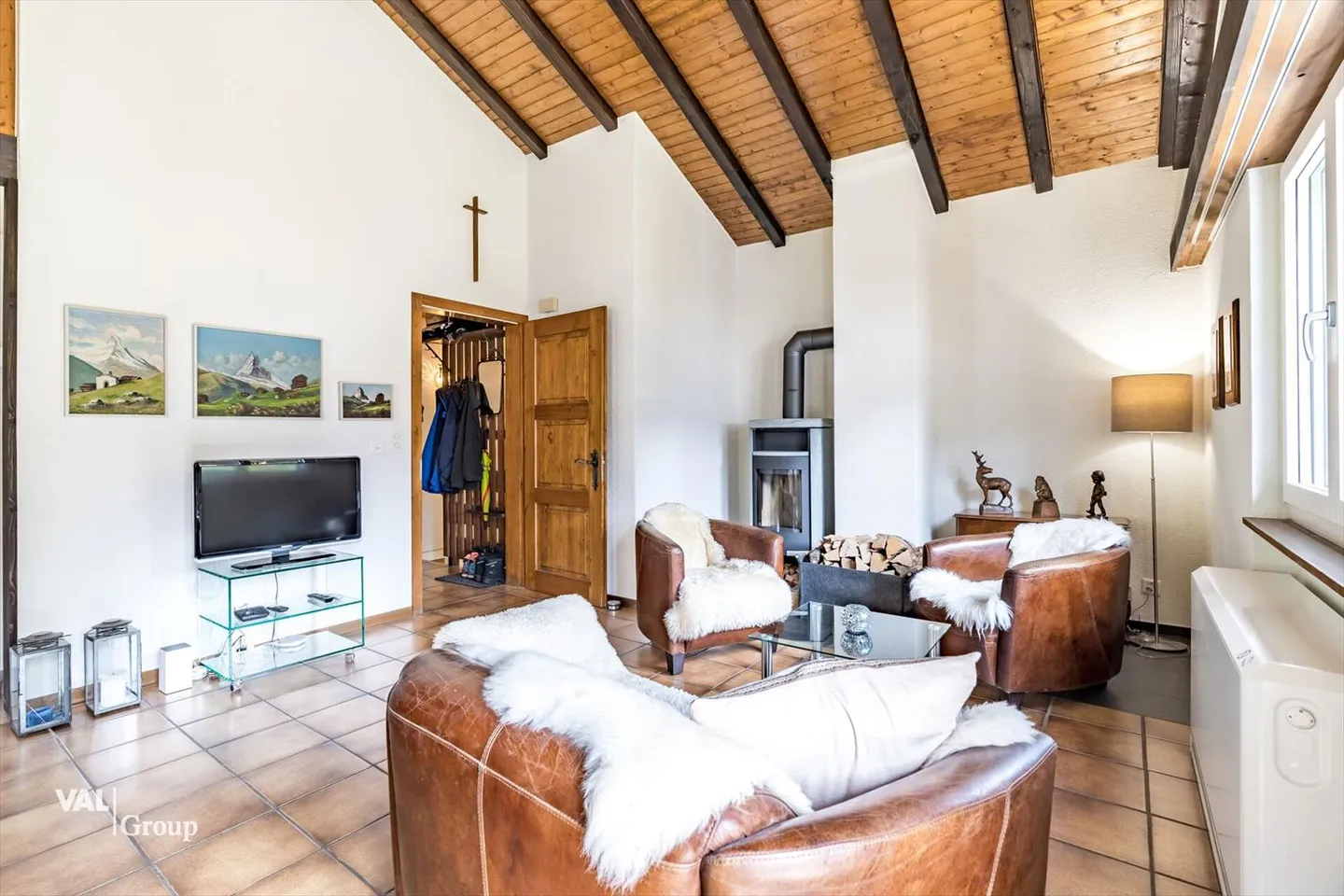 Alpine Retreat with Charm - 4.5-Room Chalet in the Hublen Hamlet near Grächen - Photo 8 of 13