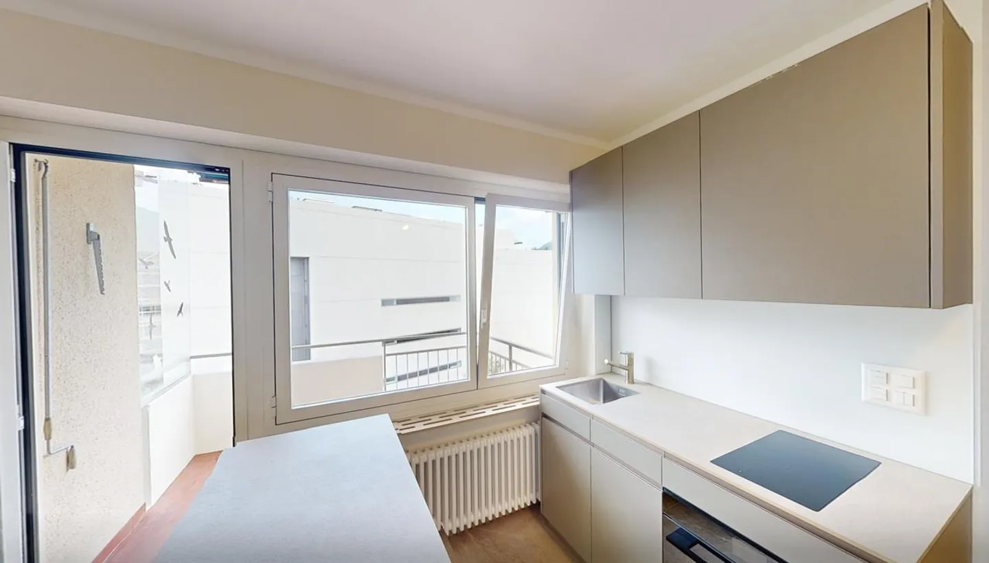 Top modern attic studio with lake view and parking - Photo 2 of 17