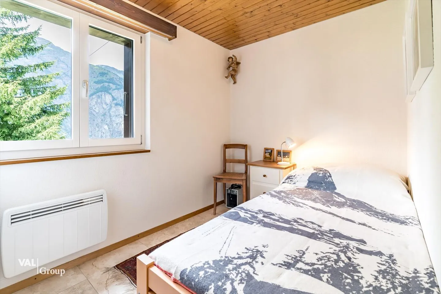 Alpine Retreat with Charm - 4.5-Room Chalet in the Hublen Hamlet near Grächen - Photo 11 of 13