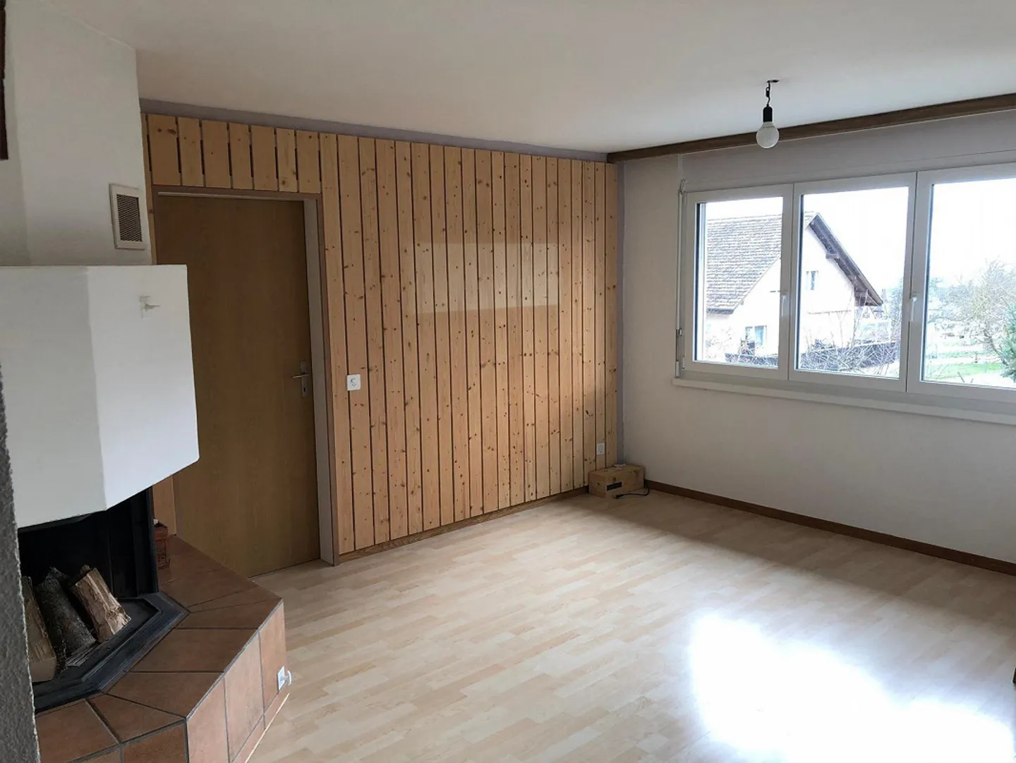 4 1/2 stanze a Büttenhardt soleggiato - Foto 3 di 9