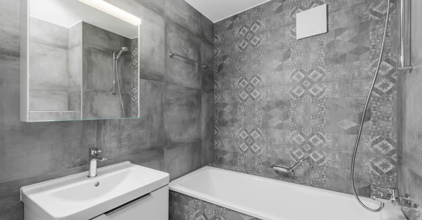 Appartamento 3½ locali con balcone e posto auto interno – Neyruz - Foto 6 di 9