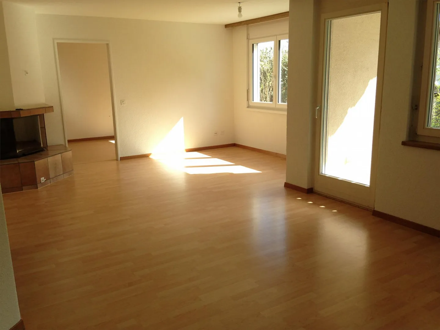 4 1/2 stanze a Büttenhardt soleggiato - Foto 8 di 9