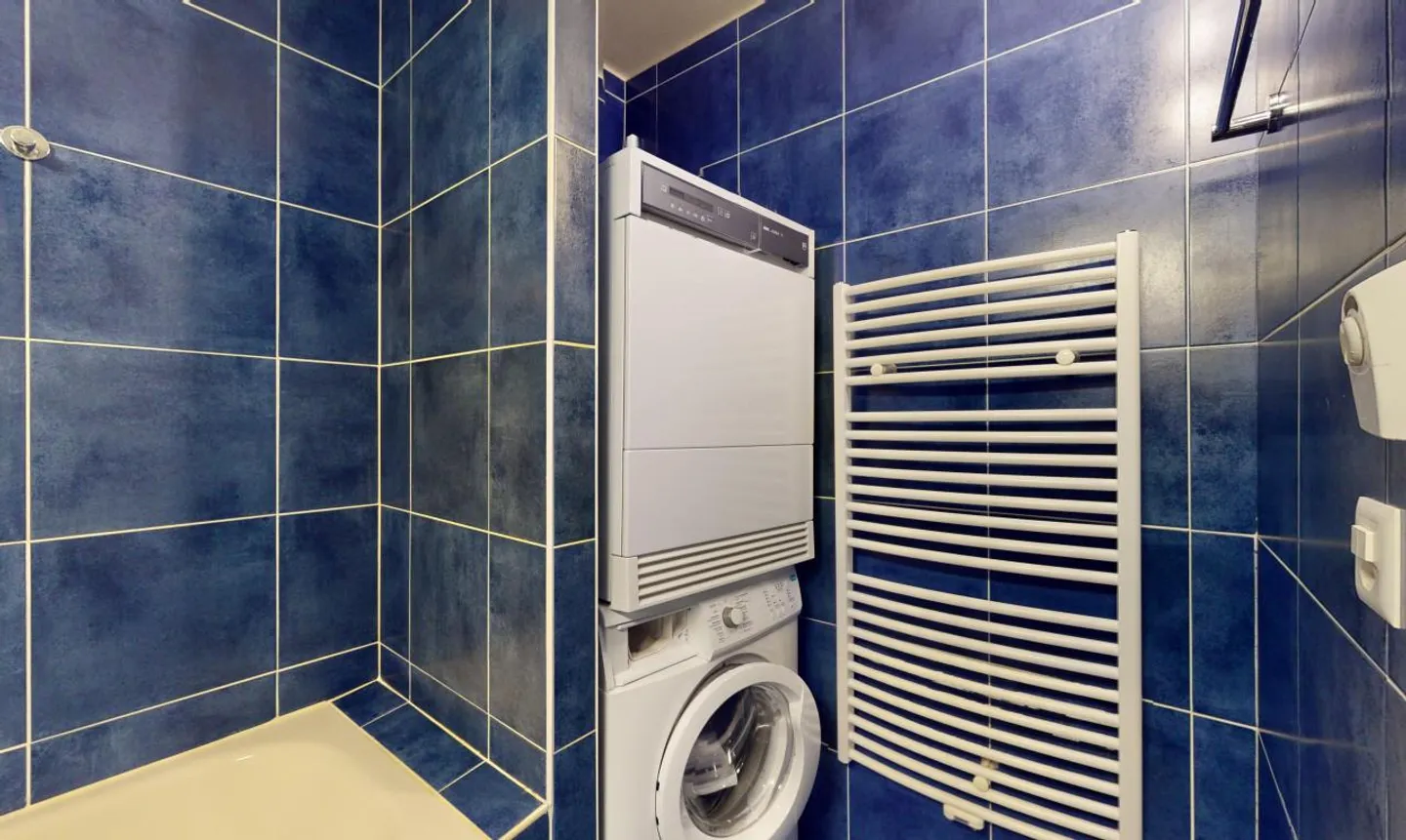 Möglichkeit in Clarens: 4,5 Zimmer ideal für Familie oder Investor - Foto 11 von 13