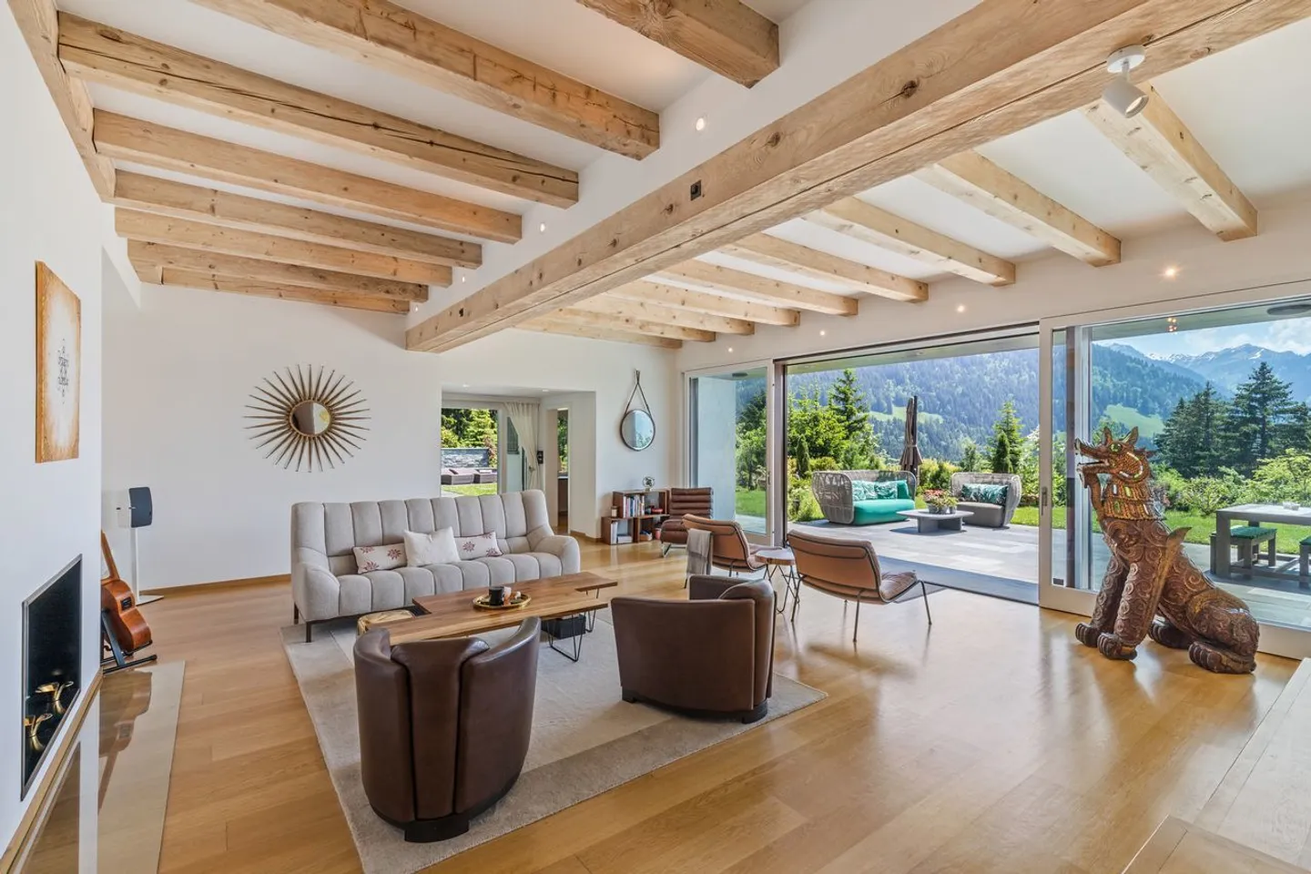 Spacious chalet with heated pool and stunning views of the Alps - Photo 3 of 13