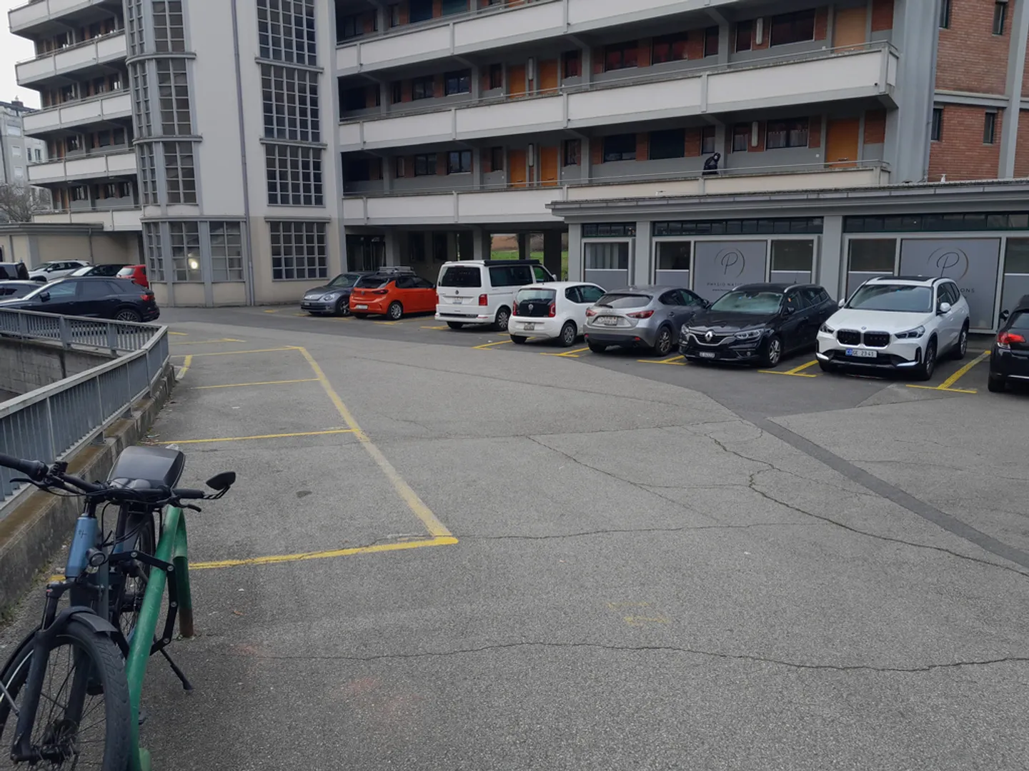 In affitto - Posto auto all'aperto nel quartiere Vermont - Foto 1 di 1