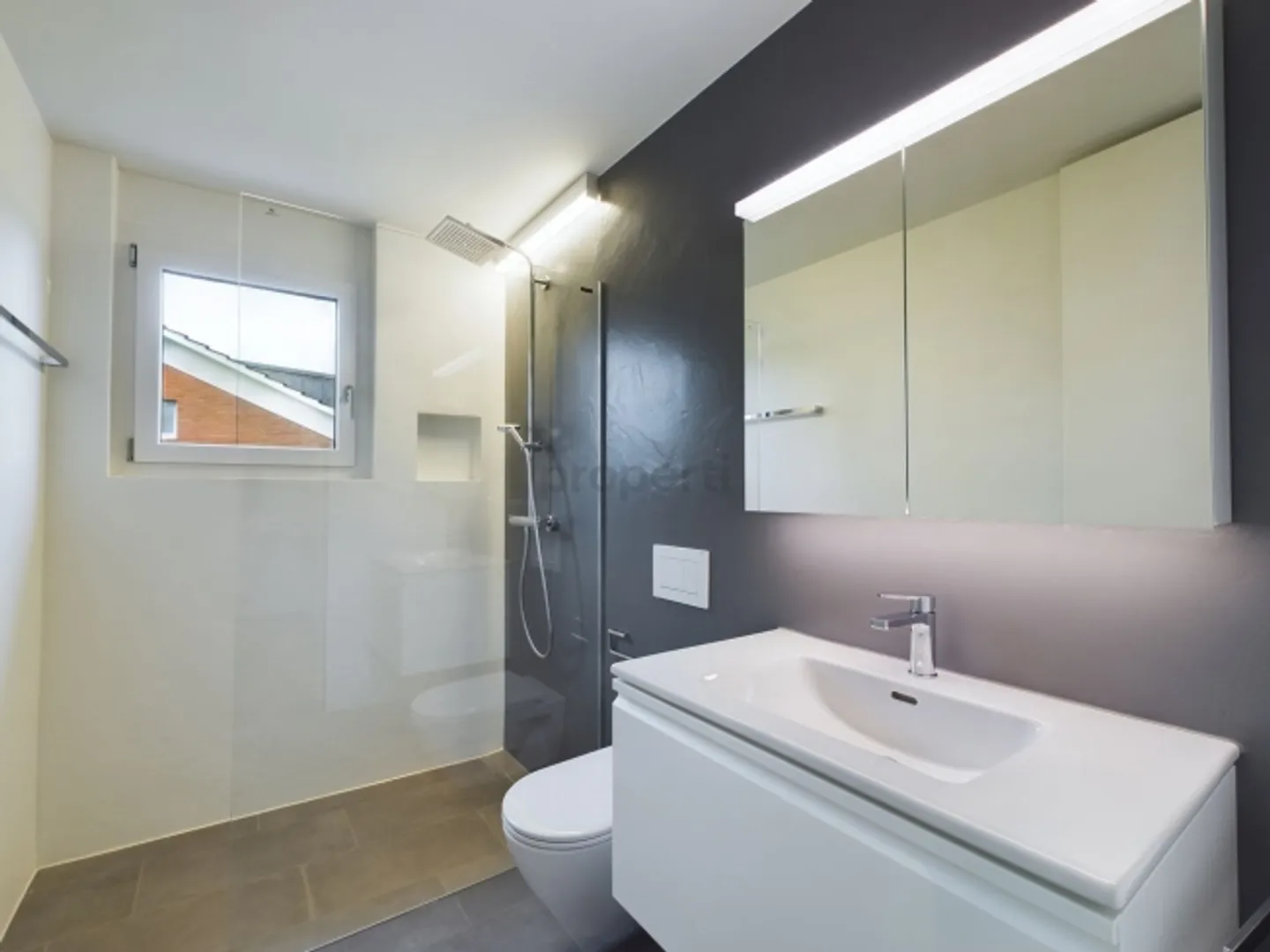 Appartamento attico di 2,5 stanze a Seuzach - Foto 8 di 10
