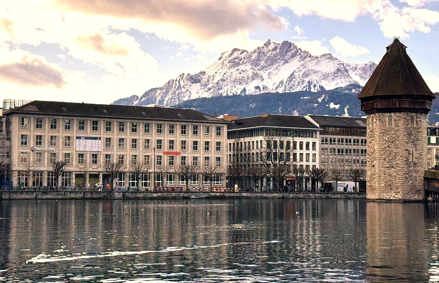 Proximity to Lucerne Train Station - Ready-to-move-in Office - Photo 1 of 8