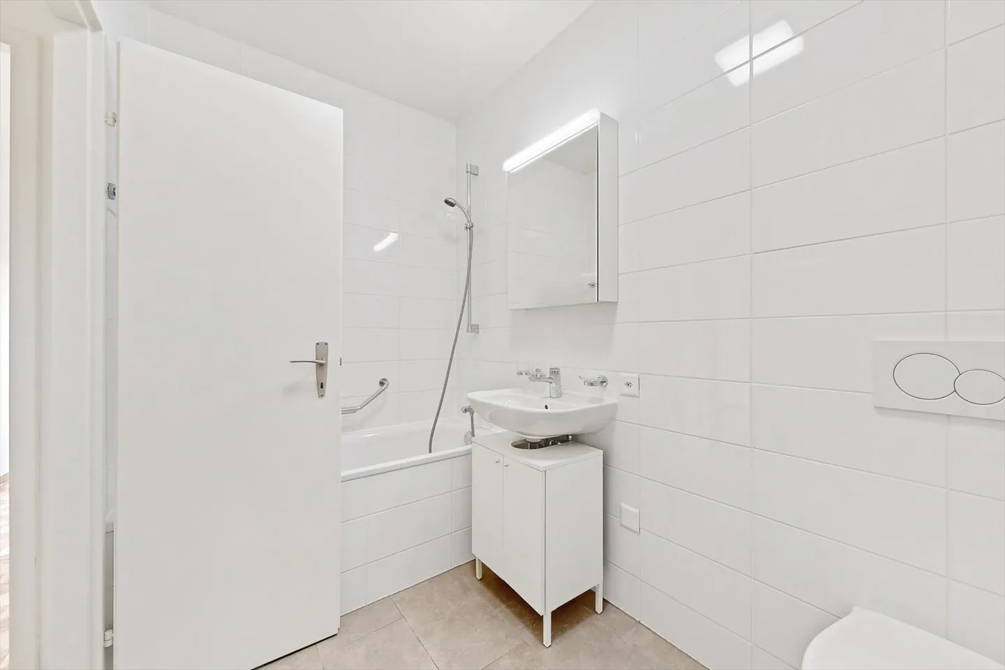 Your new life in a bright accommodation - Photo 6 of 6