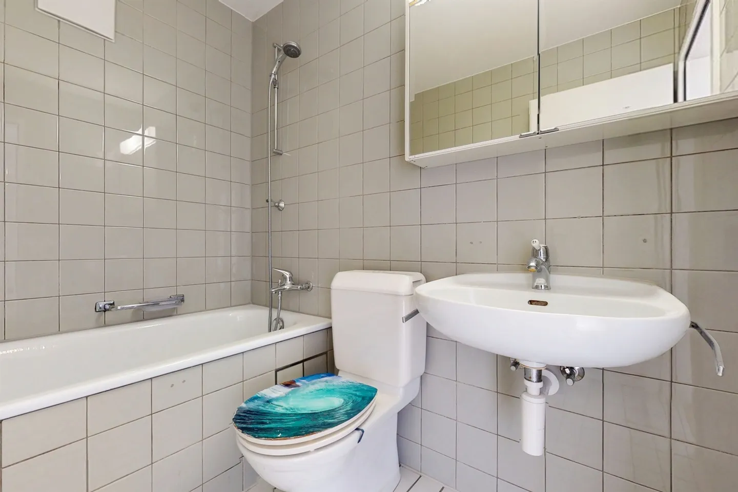 Dormire tranquillamente e essere al tram in 3 minuti... - Foto 8 di 9