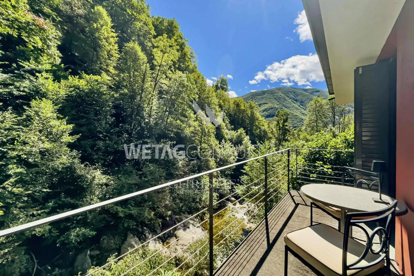 Unique, modern villa with separate Rustico, for sale in Berzona, in the beautiful Onsernone Valley - Photo 13 of 13