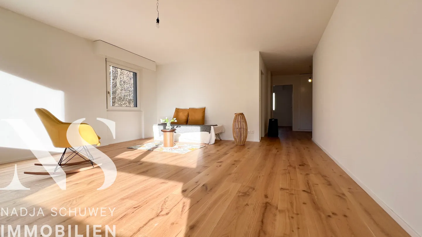 Appartement confortable de 3,5 pièces, emplacement calme, au cœur de Tafers - Photo 5 sur 15