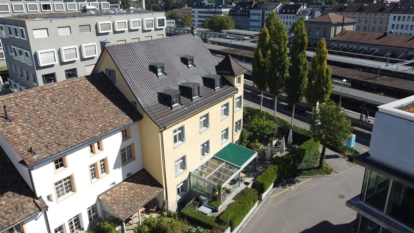 Villa storica in posizione privilegiata - Foto 4 di 18