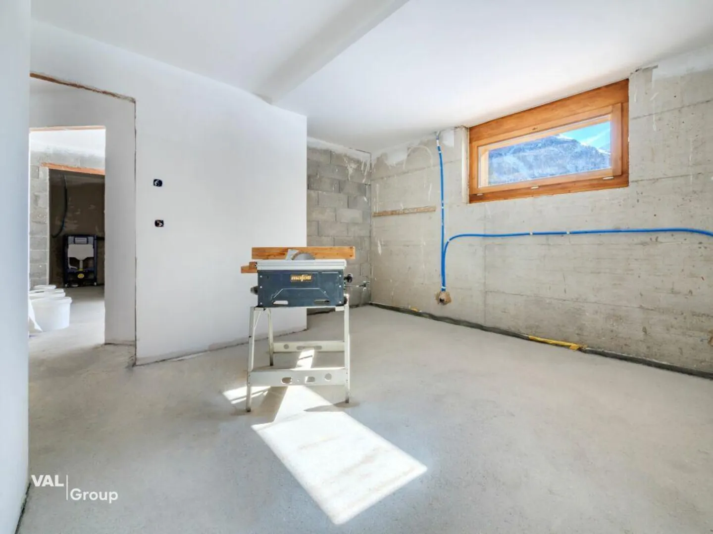 Chalet affascinante con eleganza alpina in un ambiente mozzafiato - Foto 6 di 12