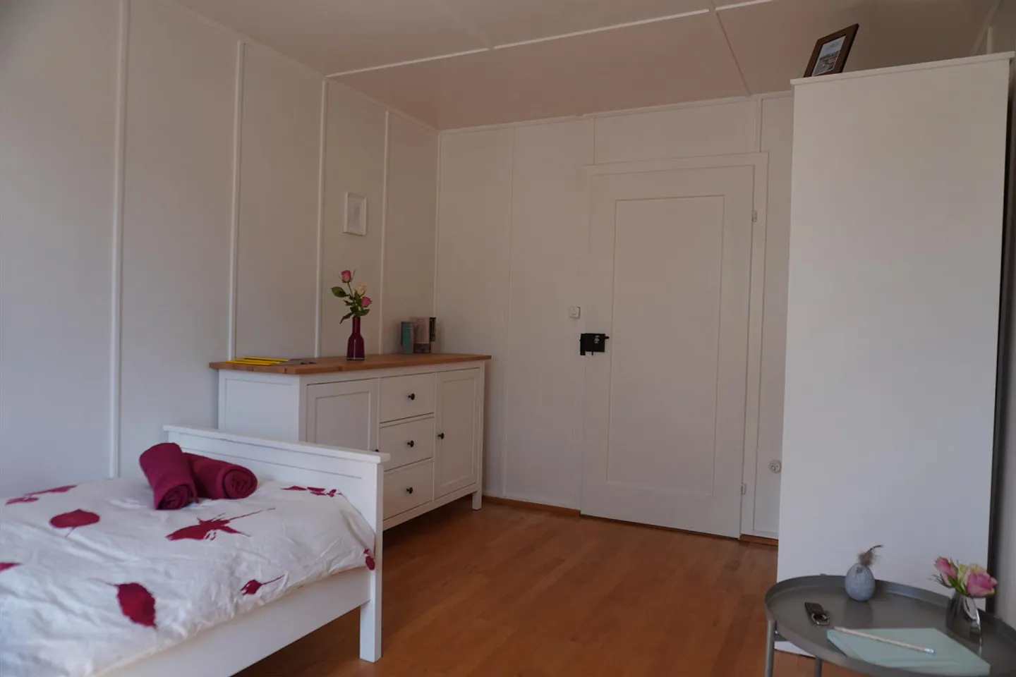 Camera tranquilla e arredata in affitto in una grande casa a Ennenda - Foto 4 di 8