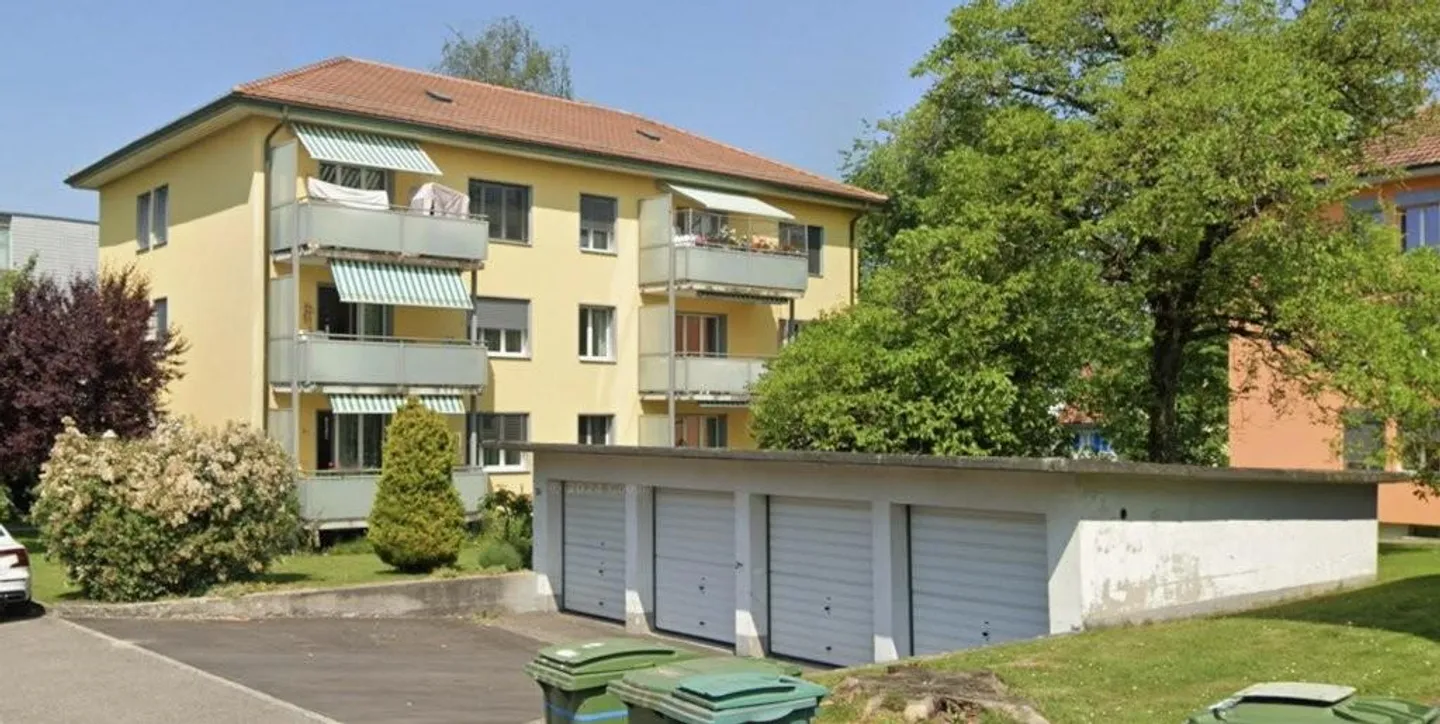 Garage individuel à louer à Zollikofen - Photo 2 sur 2