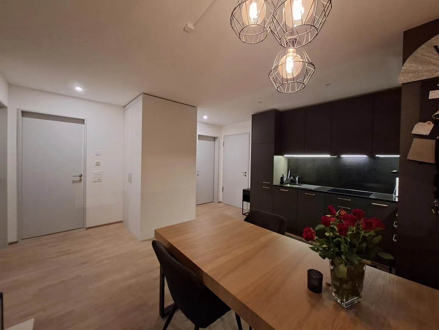 Ottimo appartamento di 2,5 locali con balcone (ovest) nel Moyo - Horw - Foto 5 di 11