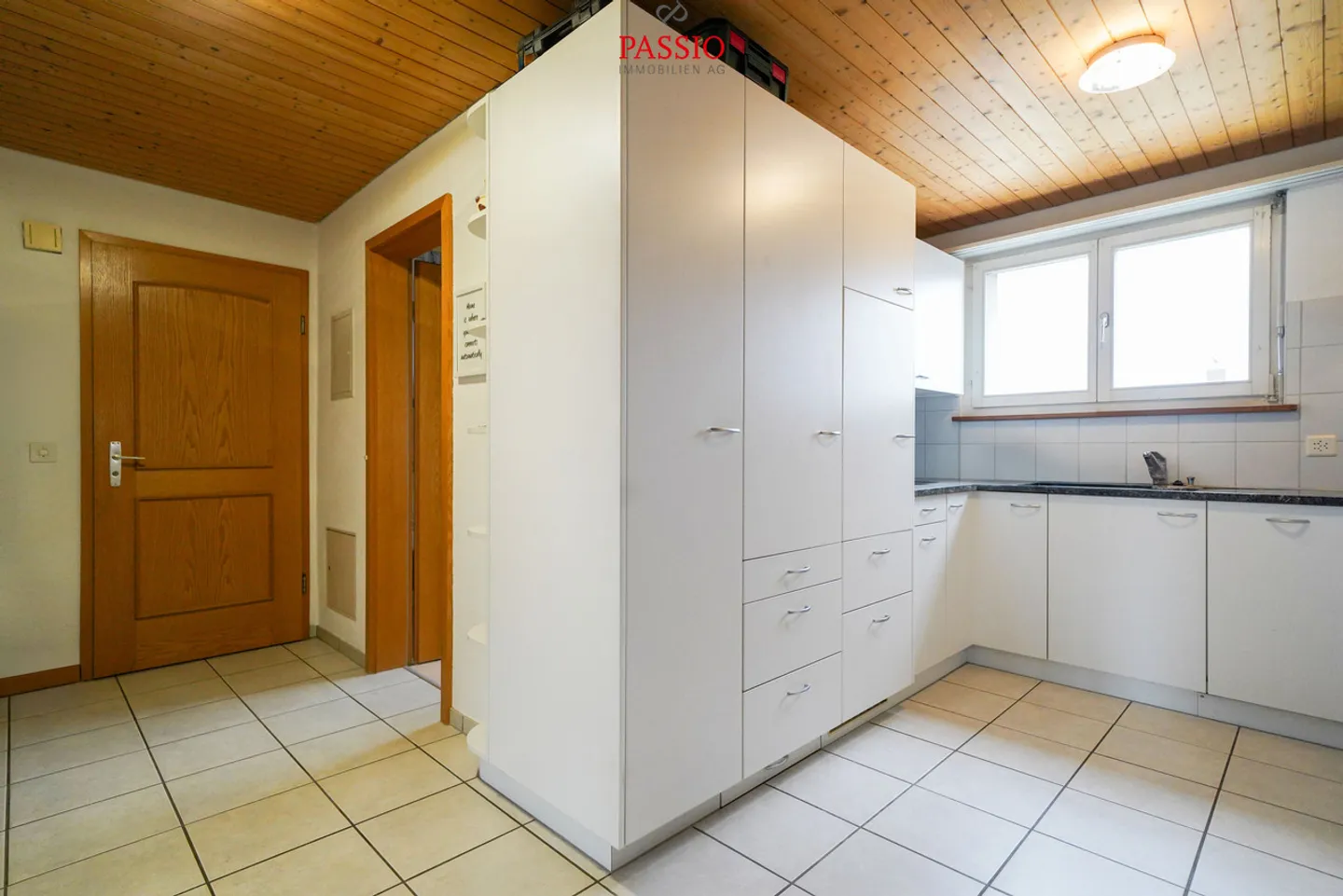 Charming multi-family house in the heart of Meinisberg - Photo 7 of 22