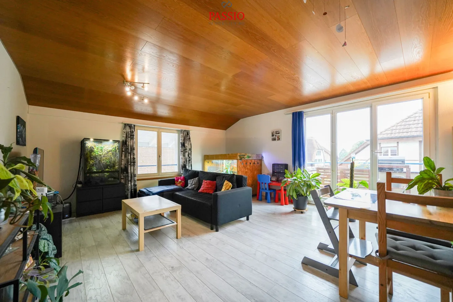 Charming multi-family house in the heart of Meinisberg - Photo 9 of 22