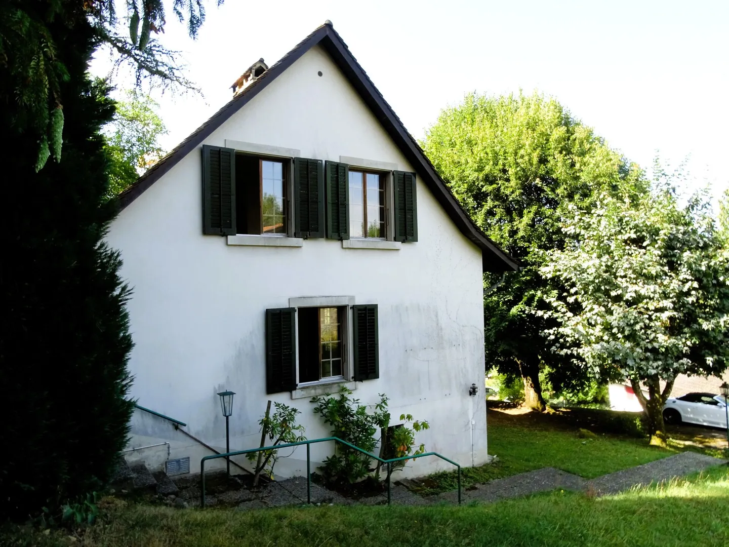 5-room single-family house on large plot in Blonay VD with lake and mountain view - Photo 17 of 18