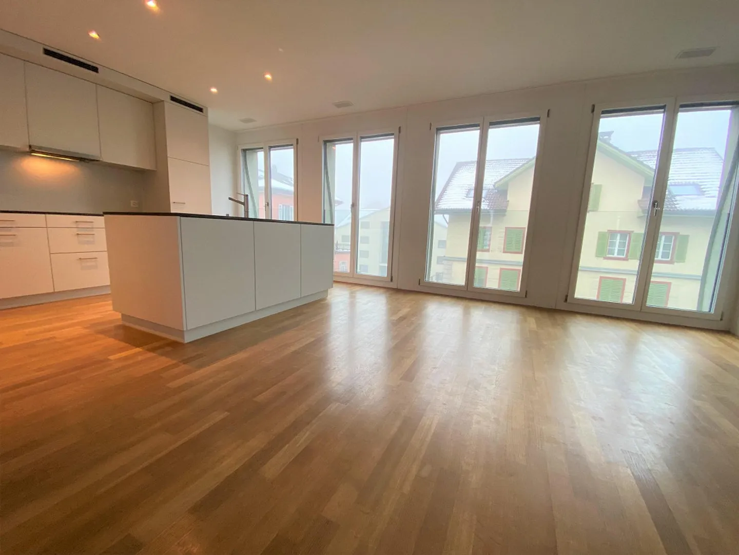 Zentrale 4.5 ZW im Dorfkern inkl. Einstellhallenplatz - Foto 1 von 10