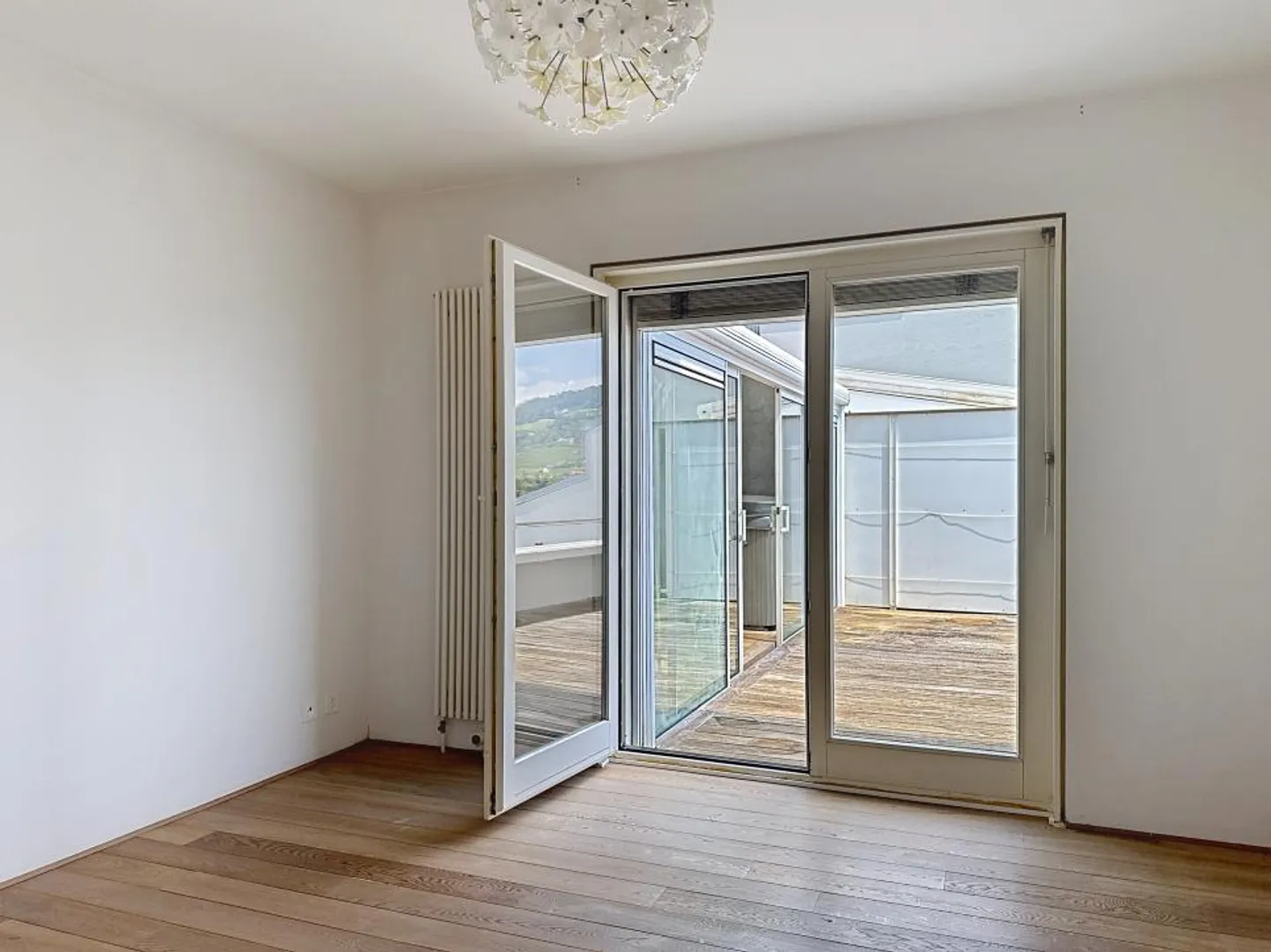 Magnifique appartement avec terrasse et vue sur le lac - Photo 6 sur 6