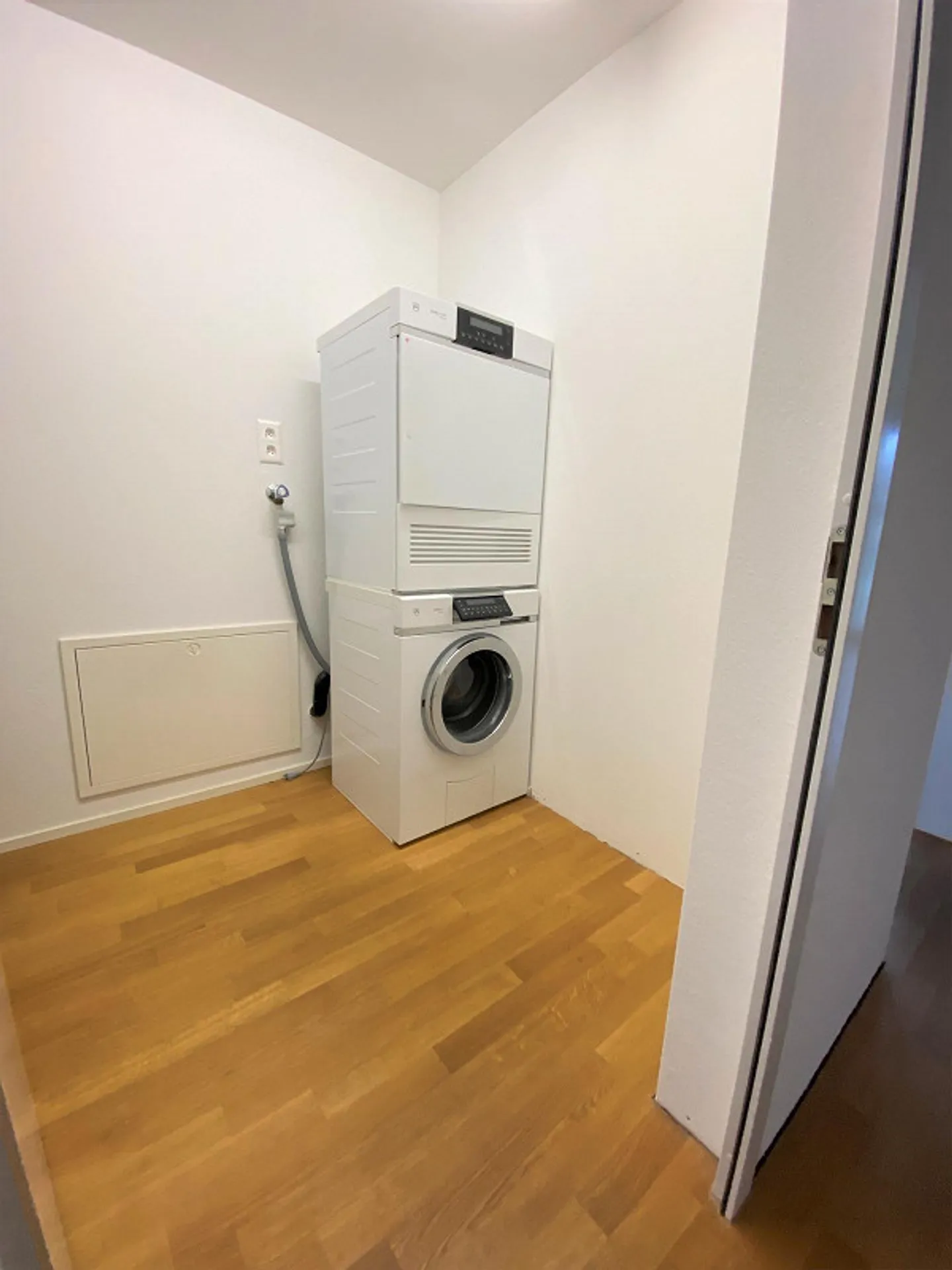 Zentrale 4.5 ZW im Dorfkern inkl. Einstellhallenplatz - Foto 4 von 10