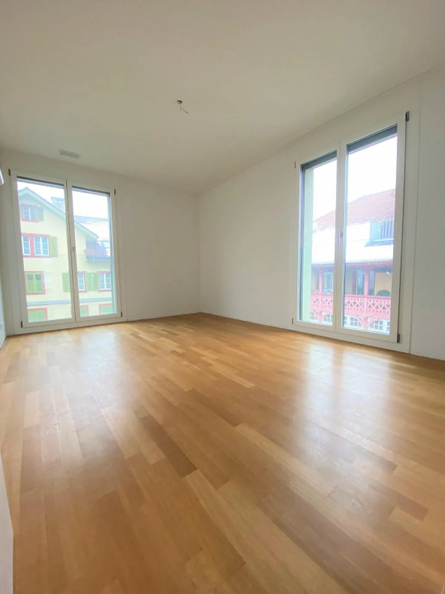 Zentrale 4.5 ZW im Dorfkern inkl. Einstellhallenplatz - Foto 7 von 10