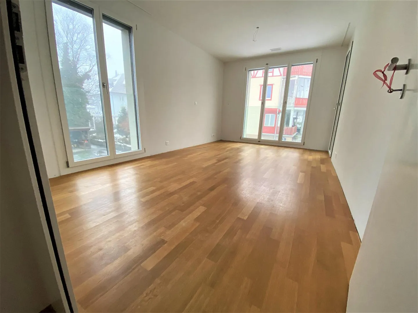 Zentrale 4.5 ZW im Dorfkern inkl. Einstellhallenplatz - Foto 8 von 10