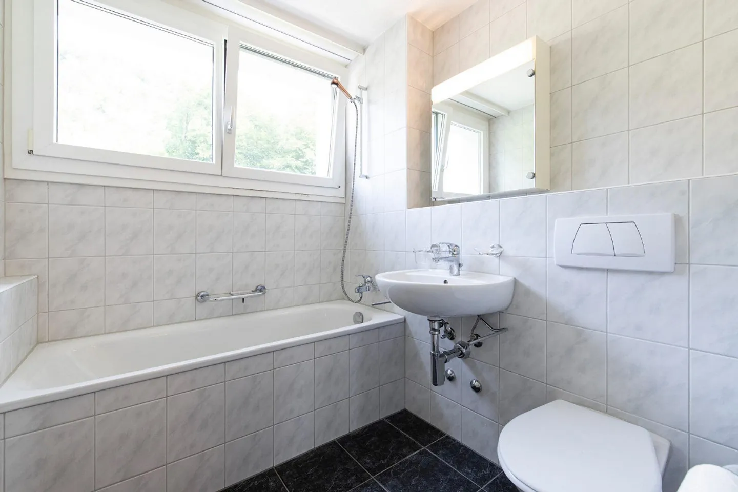 Charmante Wohnung mit Balkon - Foto 6 von 7