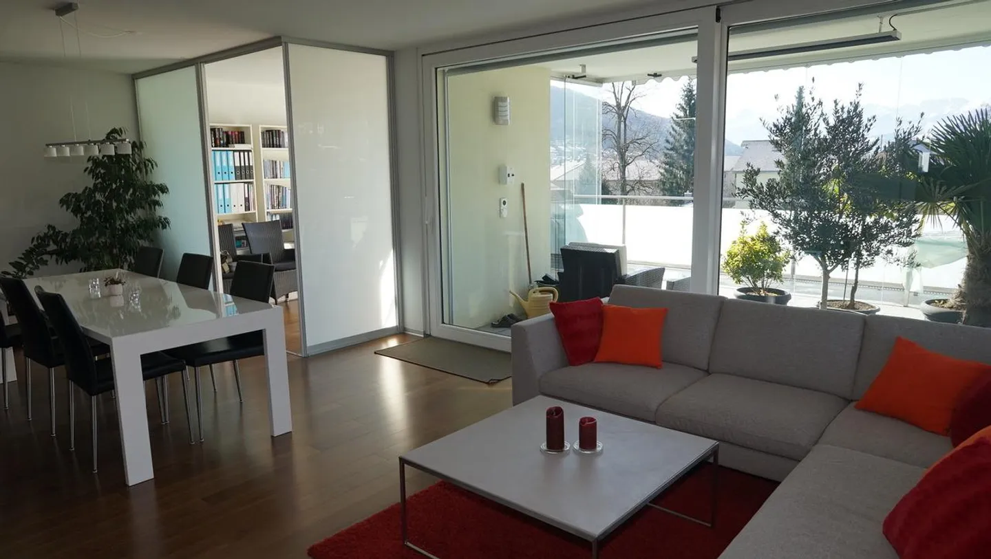 Appartamento attico esclusivo con jacuzzi! - Foto 3 di 8