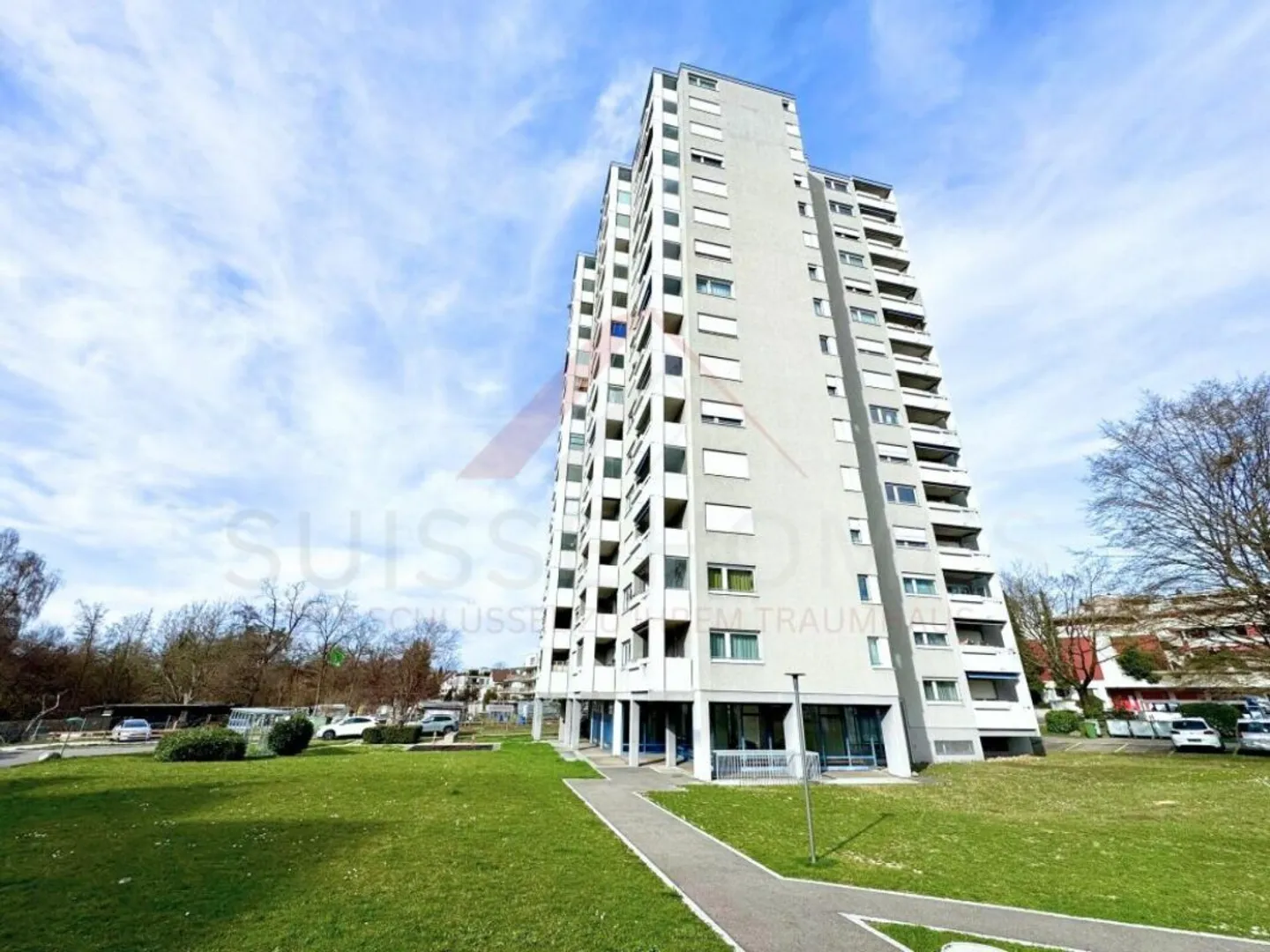 Investment Apartment in Opfikon - Photo 1 of 25