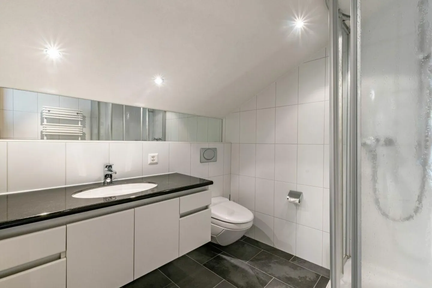 3.5-room apartment with mountain view - Chalet in Rutsch - Photo 16 of 19