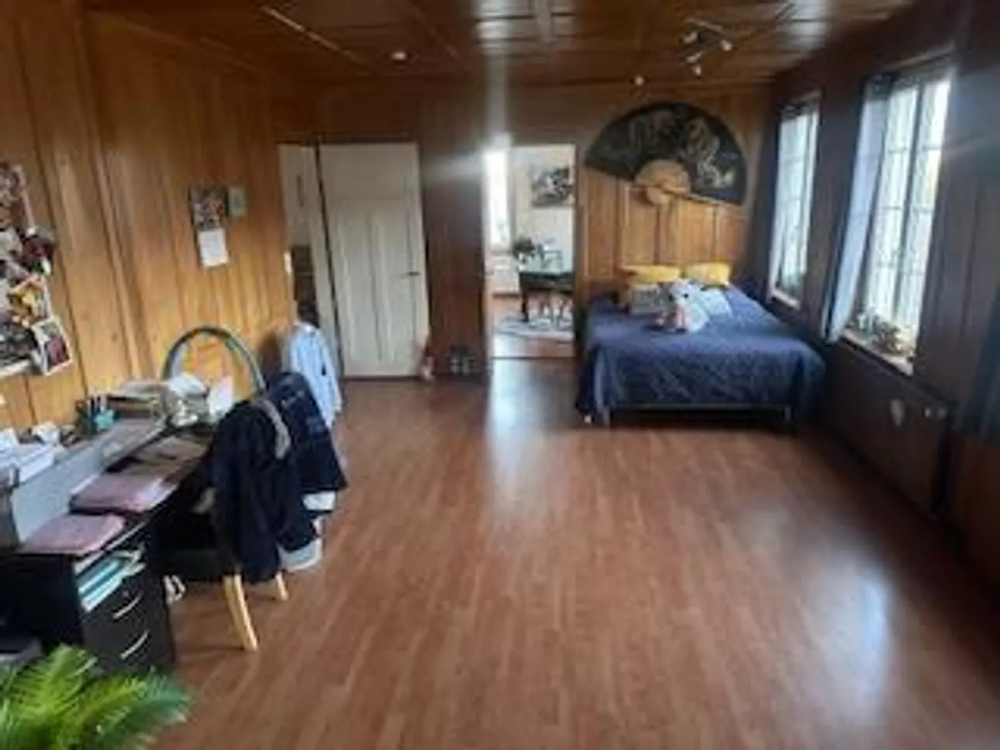 Appartamento d'epoca di 4 stanze con fascino, camino e giardino condiviso - Foto 4 di 17