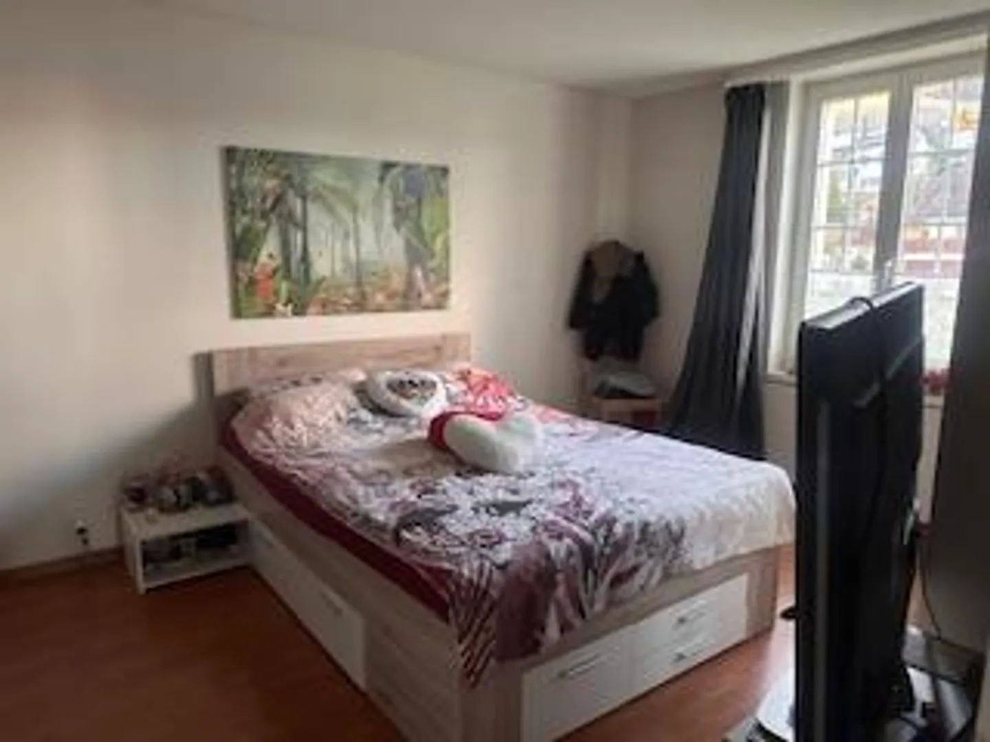 Appartamento d'epoca di 4 stanze con fascino, camino e giardino condiviso - Foto 5 di 17