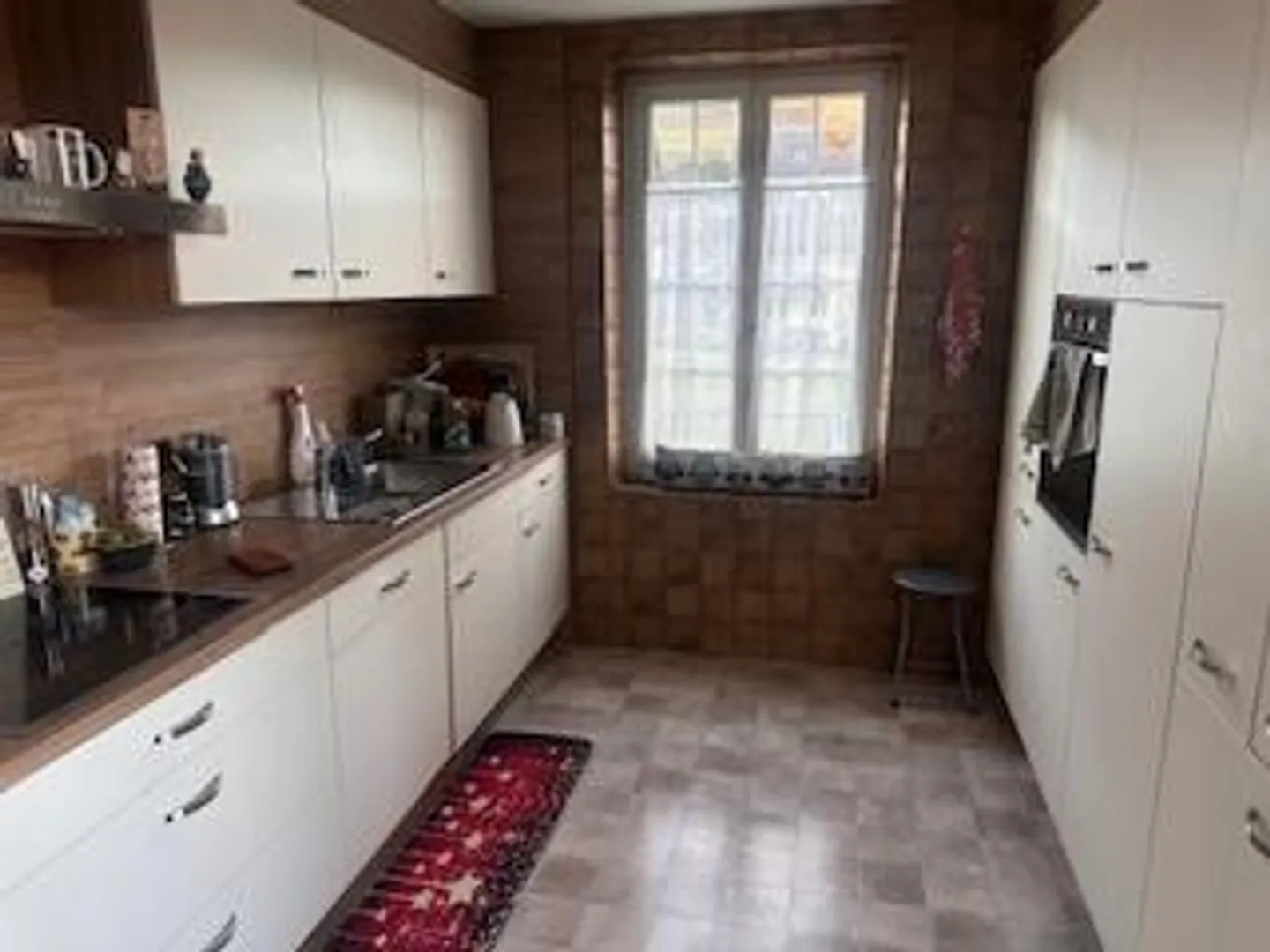 Appartamento d'epoca di 4 stanze con fascino, camino e giardino condiviso - Foto 15 di 17