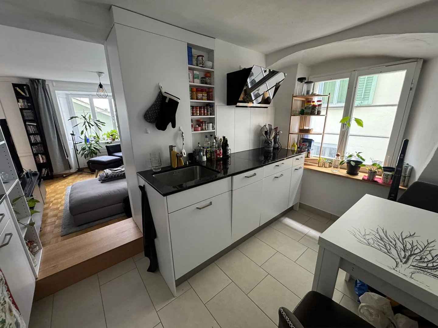 Charmante Wohnung in Chur - Foto 2 von 7