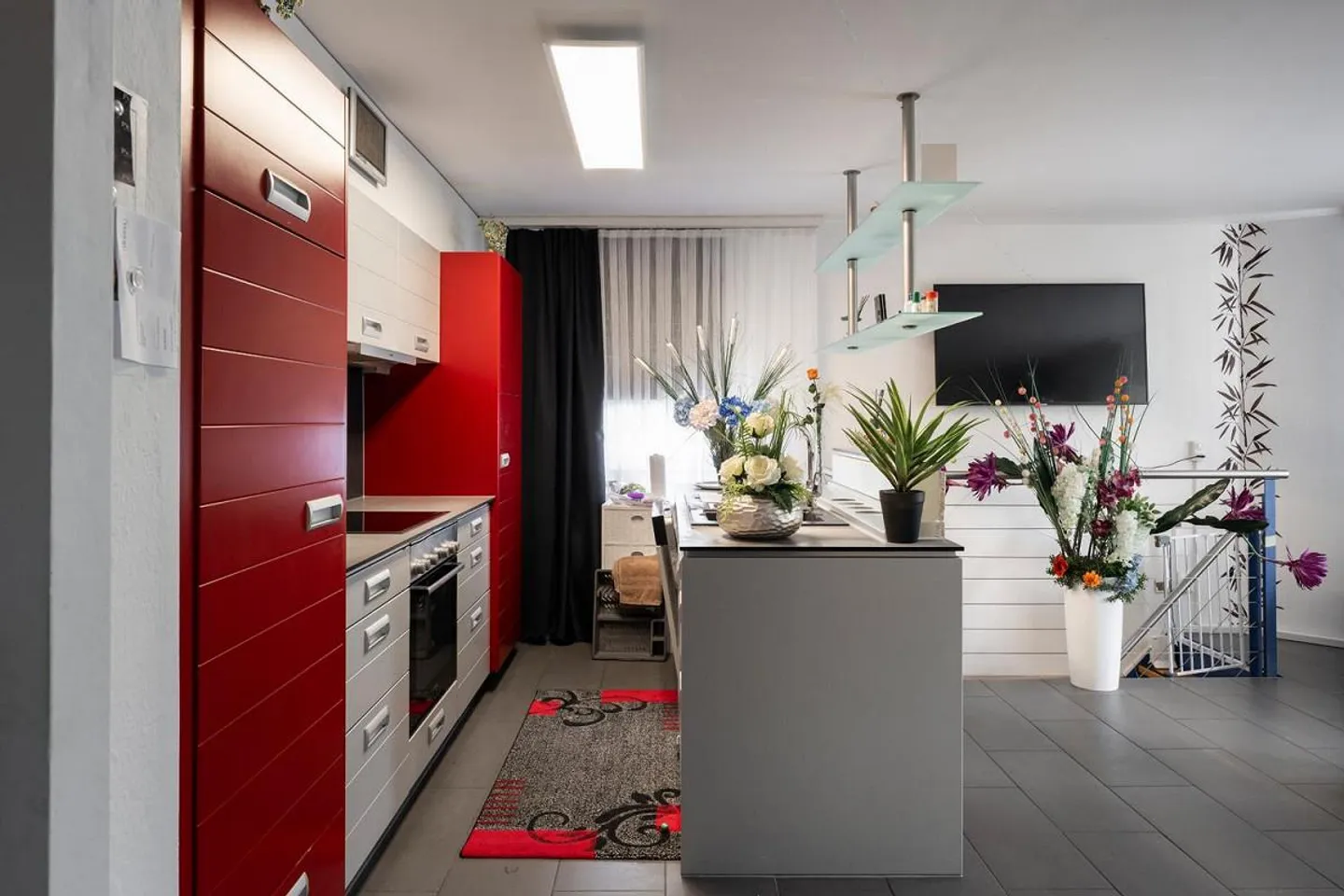 Gewerbefläche und 4.5-Zimmer-Wohnung gemeinsam erwerben - Foto 4 von 11