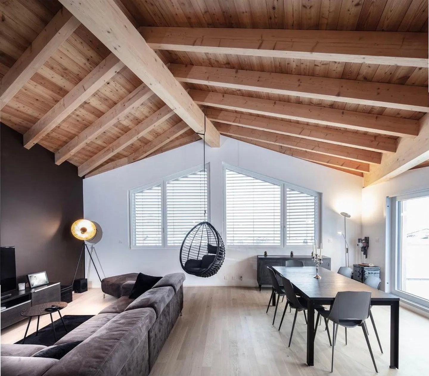 Luxurious Attic with Terrace - Photo 1 of 10