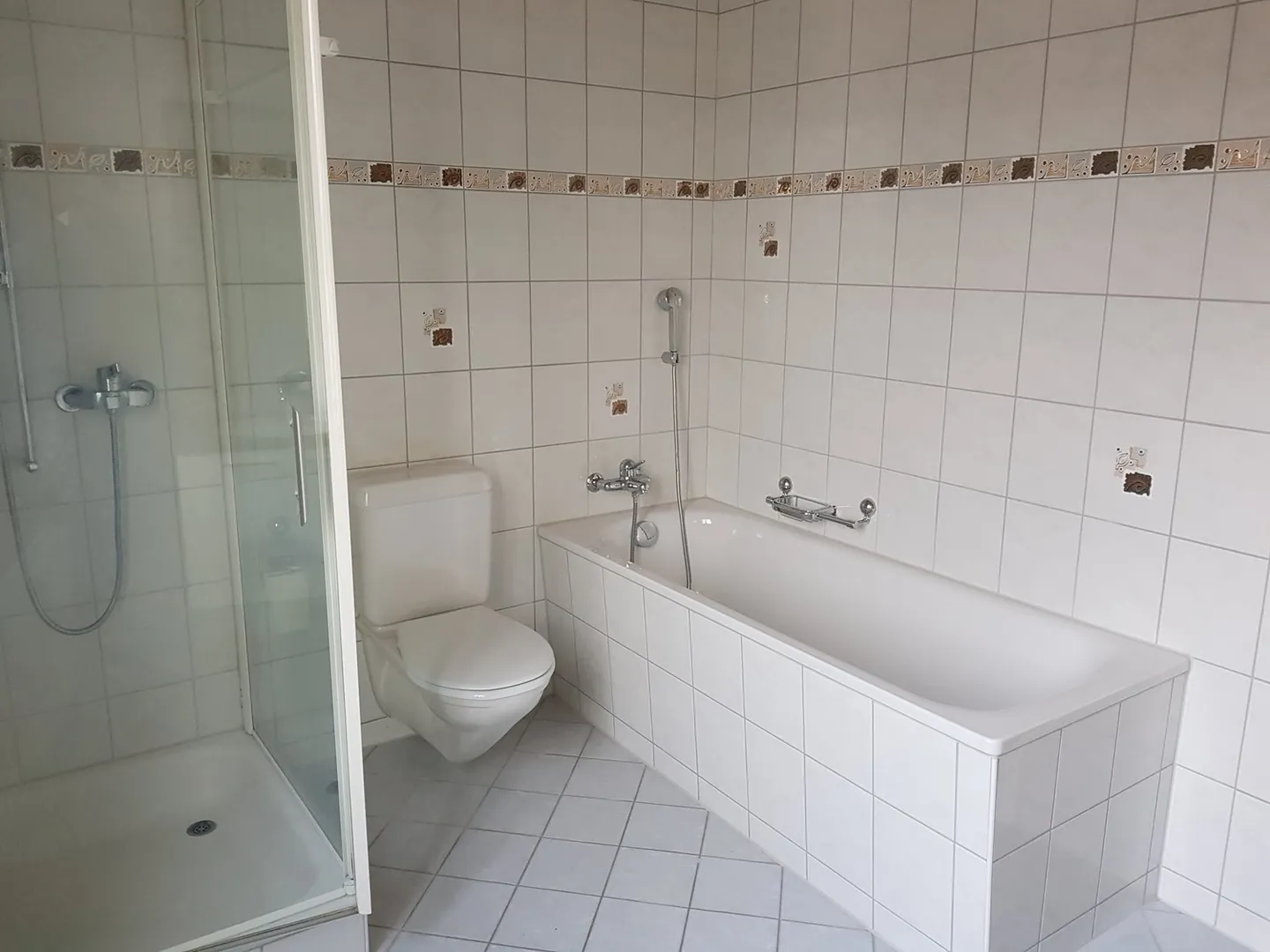 Incantevole casa unifamiliare con molteplici opportunità - Foto 9 di 17