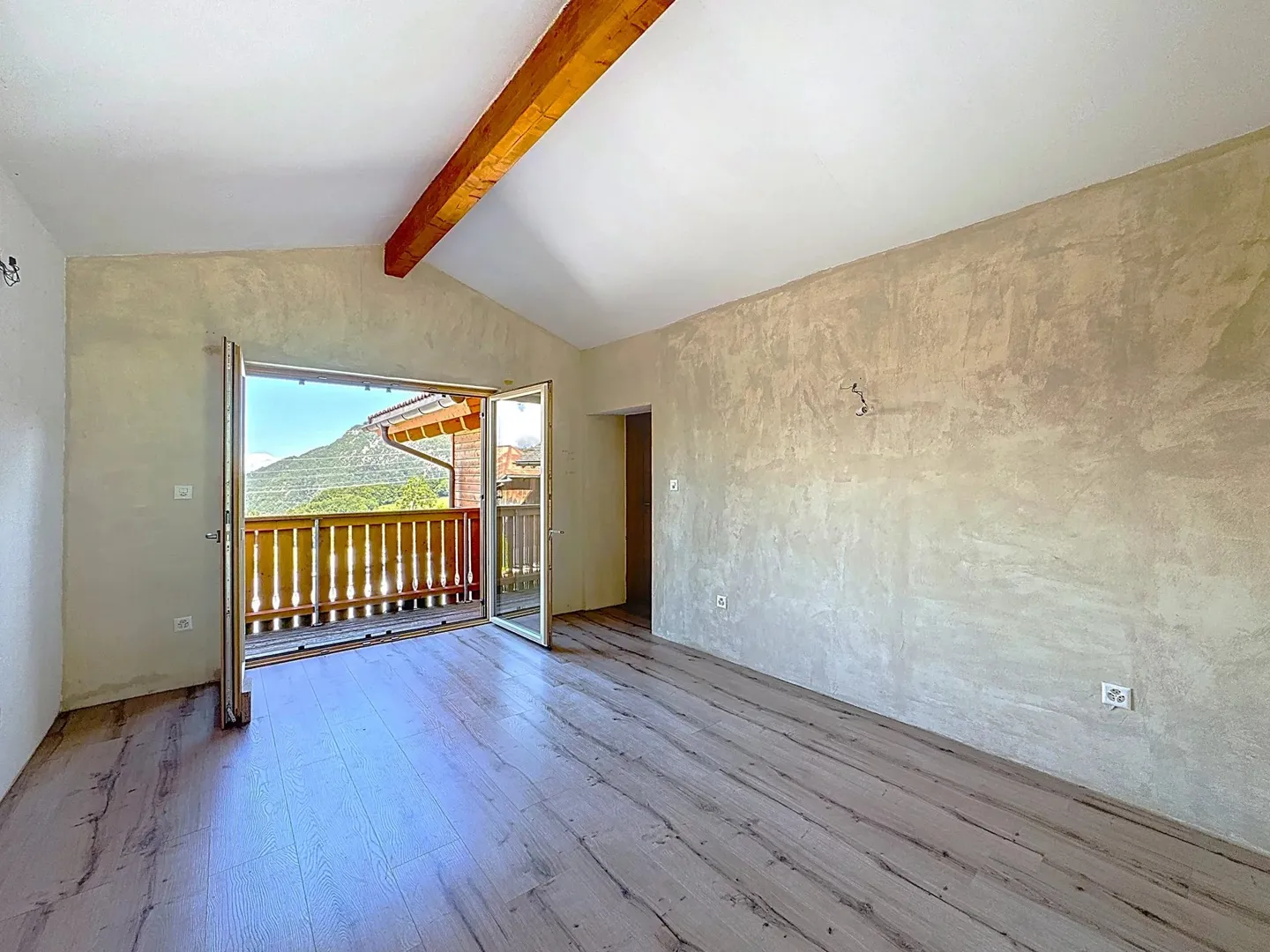 Gelegenheit im Herzen des Dorfes zu nutzen! - Foto 4 von 6